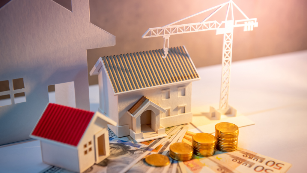 House with various currencies representing investment opportunities in Panama real estate